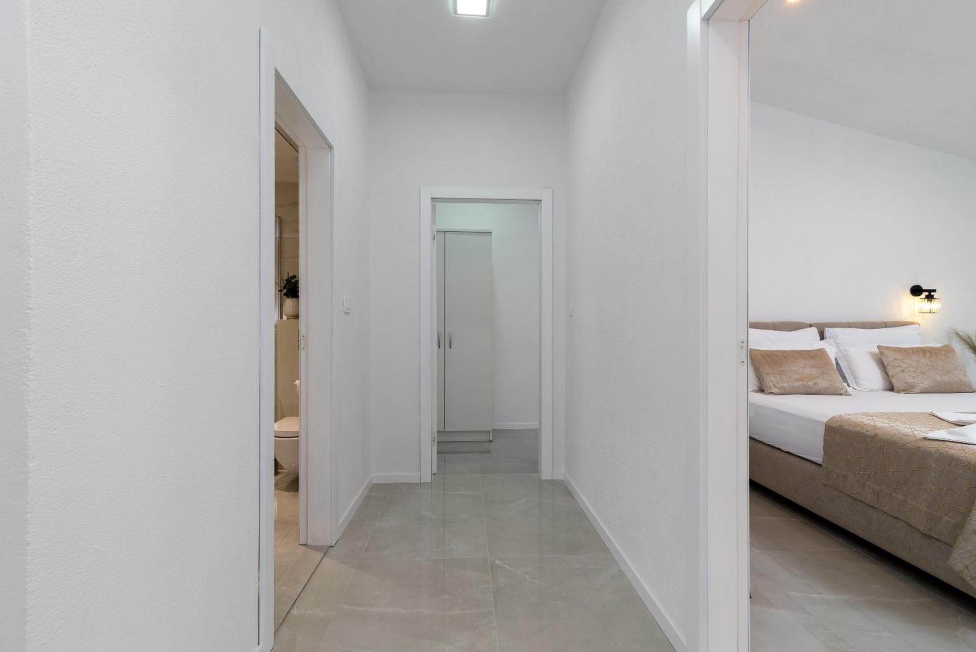Apartment Katarina Трогір Екстер'єр фото