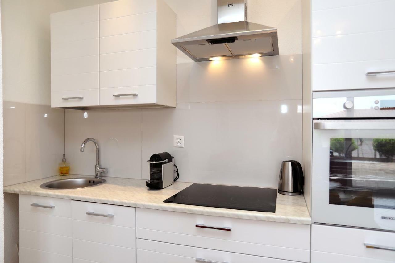 Apartment Katarina Трогір Екстер'єр фото